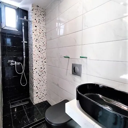 Apartment Gs Group Project *